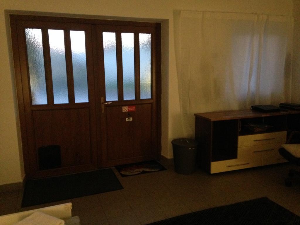 Apartman Kajov Apartment Екстериор снимка